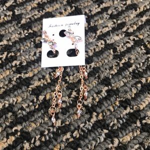 Super pretty rose gold drop dangle earrings